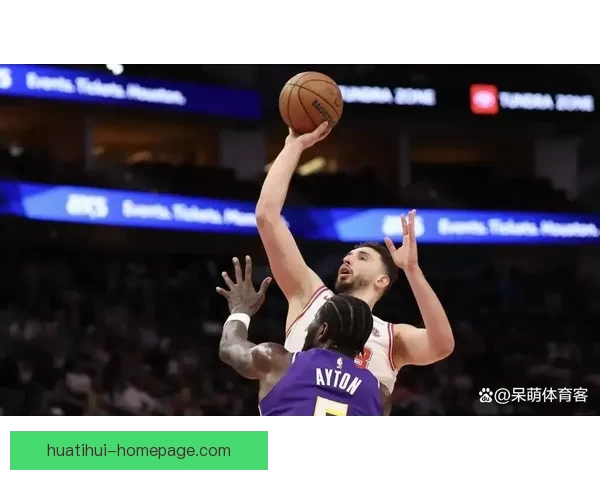东契奇砍40+准三双刷新纪录 詹姆斯关键表现助球队取胜